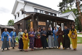 「コスプレの館」