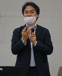 講師の三原岳氏の写真